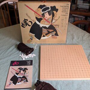 Vintage GO Boardgame 1976 COMPLETE Chinese origin 2-player strategy